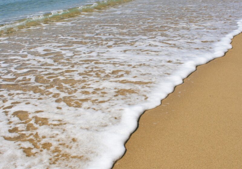 Plage de Cavalaire, 4 km de sable fin