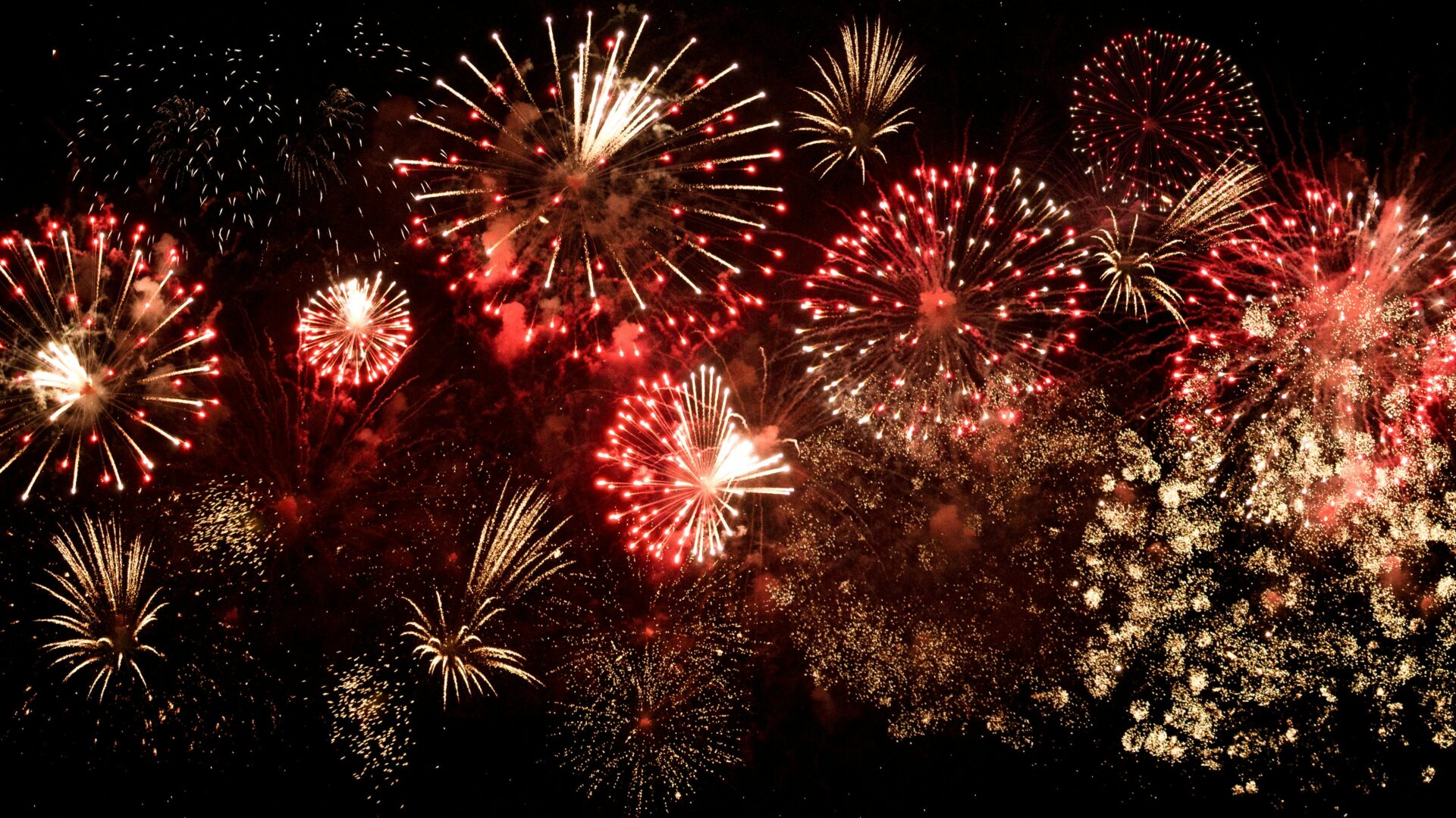 Feux d'artifice dans le ciel de Cavalaire pour les grands événements